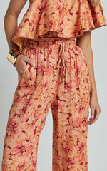 Amalie The Label - Adrienne Linen Look Blend Drawstring Wide Leg Pants in Valencia Print